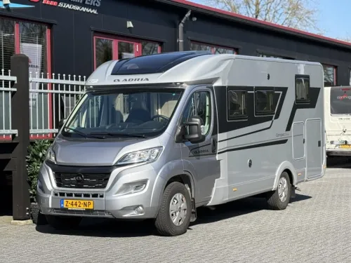Adria Compact Supreme DL Automatic photo: 5