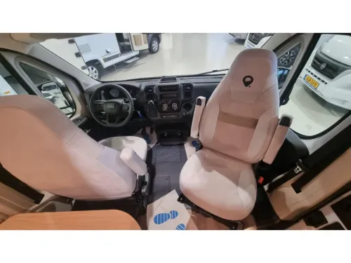 LMC Innovan 640 NEW! AUTOMATIC/ACTION MODEL photo: 13