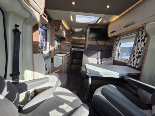Knaus Van TI Vansation 650 MEG 180cv cambio autom&aacute;tico de 8 velocidades foto: 5