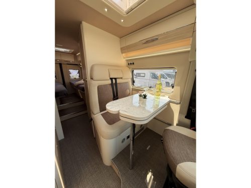 Eura Mobil Van 635 EB V635 EB Low beds! photo: 15