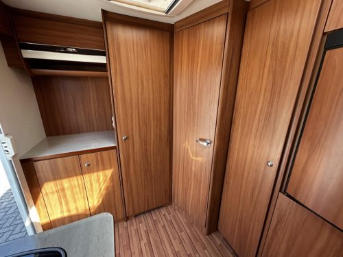 Weinsberg CaraLoft 600 MG Pop-top roof bed/2015/5.99M/Euro-5! photo: 16