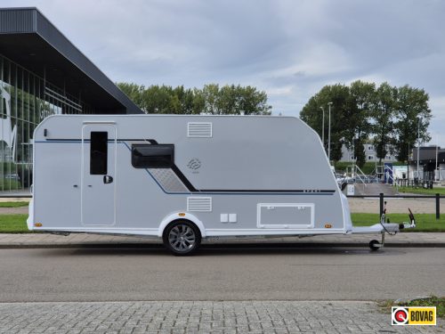 Knaus Sport Platinum 500 QDK Etagenbett und Garagent&uuml;r
