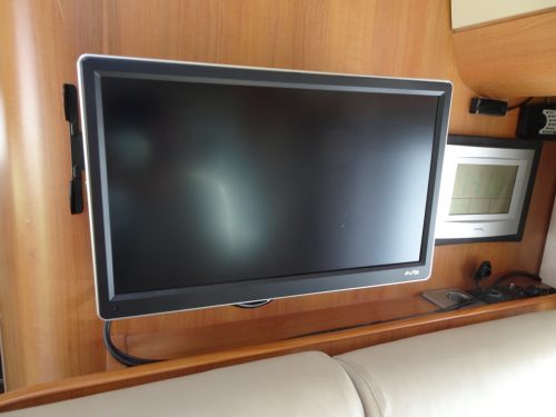 Hobby Toskana D 650 ESC Foto: 10