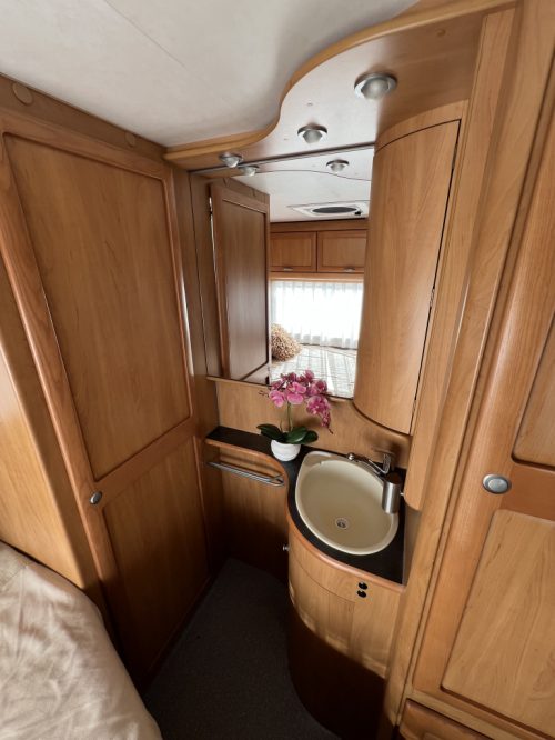Hymer B574 FRANSBED + RONDZIT MOTORAIRCO 2X ACCU MAXFANN foto: 7