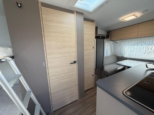 NEXT 381 Showroom clearance / 263 photo: 10