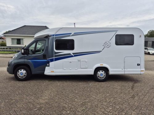 Knaus L!ve Ti 650 MEG Unique Low single beds photo: 2
