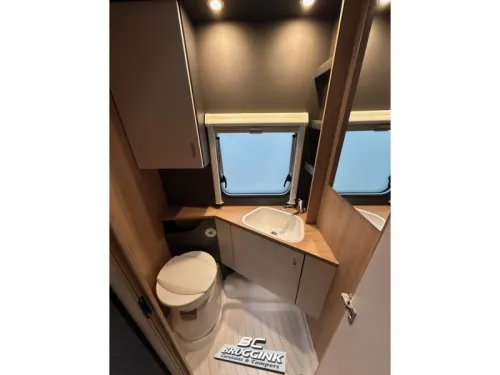 Knaus Sport 460 EU SINGLE BED UNDERFLOOR HEATING photo: 4