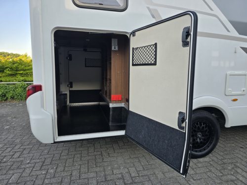 Hymer ML-T 620 163 HP AUTOMATIC 45,588 KM 4400 KG FULLY LOADED 12 MONTHS WARRANTY MERCEDES SPRINTER 416 CDI SINGLE BEDS SOLAR 18 INCH ALLOY WHEELS photo: 5