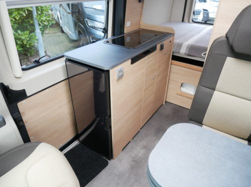RoadCar (P&ouml;ssl Group) R540, Compact 5.40 Meter Van conversion photo: 12