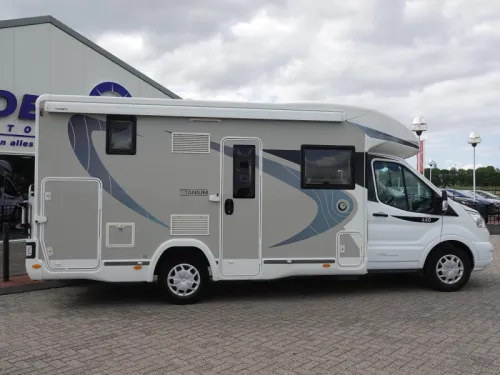 Chausson Titanium 640 HEFB. | TOILET-SHOWER | TOWBAR photo: 1