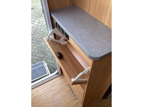 Avanc&eacute; Dethleffs Camper 450 DB foto: 17