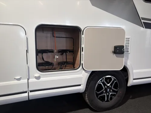 Knaus L!ve Ti 650 MEG Platinum / low beds photo: 17