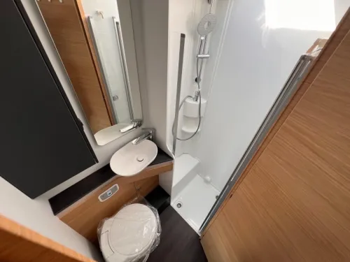 Adria Coral XL 660 SL AUTOMATIK Foto: 9