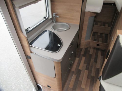 Weinsberg CaraCompact 600 MEG Pepper Edition 165pk  foto: 6