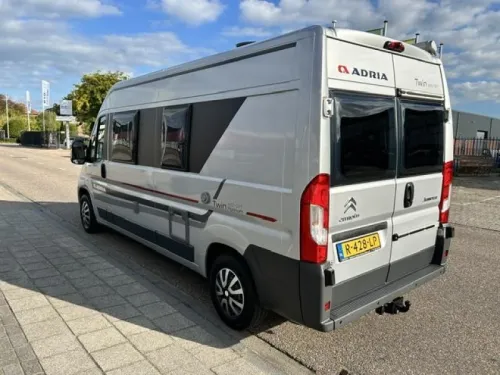 Adria Twin Platinum 600 SPT  photo: 3