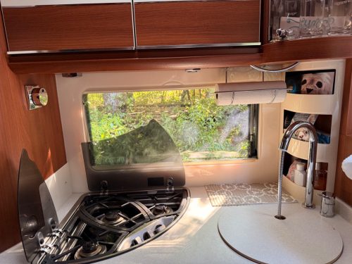 Carthago Chic e-line 51 QB S Linerclass photo: 10