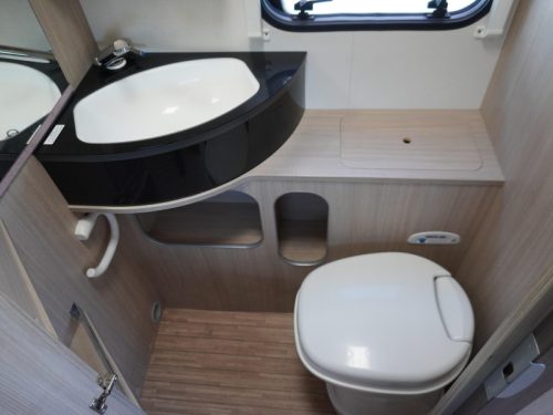 Dethleffs Tourist HD 460 WITH UNICO AWNING photo: 11