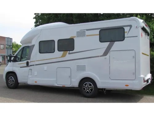 Eura Mobil Profila RS 695 EB L/H-bed, automaat foto: 11