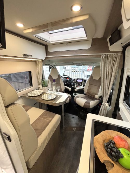 Adria Mooveo 63 EB BO&Icirc;TE AUTOMATIQUE 9 VITESSES LITS JUMEAUX CLIMATISATION DE TOIT EURO6 photo: 11