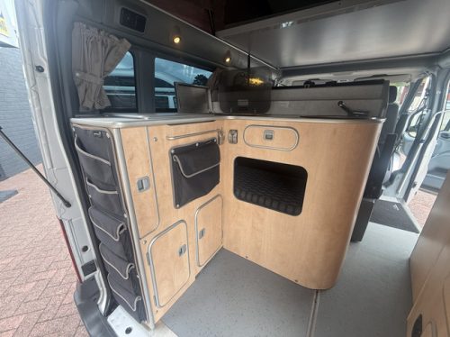 Westfalia ford nugget 4 berths air conditioning pop-top roof alloy wheels parking heater tow bar solar panel bearlock photo: 21