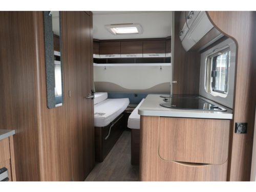 Eriba Exciting 471 ER leveller, mover, awning photo: 10