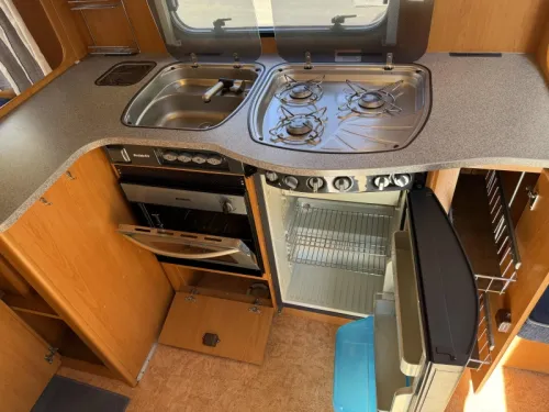 Dethleffs Lifestyle 500 DB FRANZ&Ouml;SISCHES BETT RUNDSITZGRUPPE ZELT TOP Foto: 11