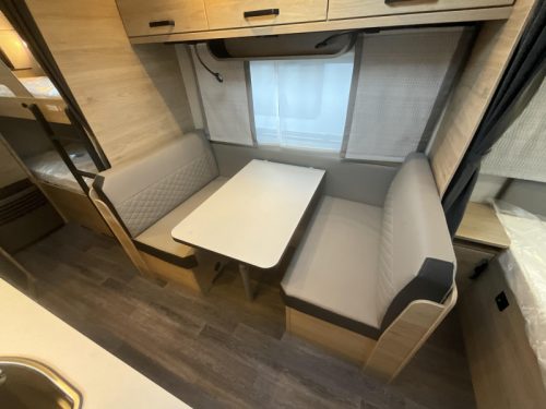 Weinsberg CaraOne 550 QDK STOCKBETT-DUSCHE-GER&Auml;UMIG foto: 3
