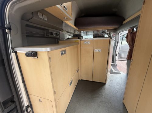 P&ouml;ssl weinsberg X-cursion 505 pop-top roof 135 hp van conversion air conditioning 4 berths towbar kitchen webasto auxiliary heater bike rack photo: 23