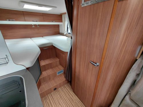 Adria Sport 572 SL ENKELE BEDDEN LPG Foto: 11