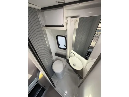 Adria Twin Supreme 640 SGX Lithium, inversor, Solar foto: 16