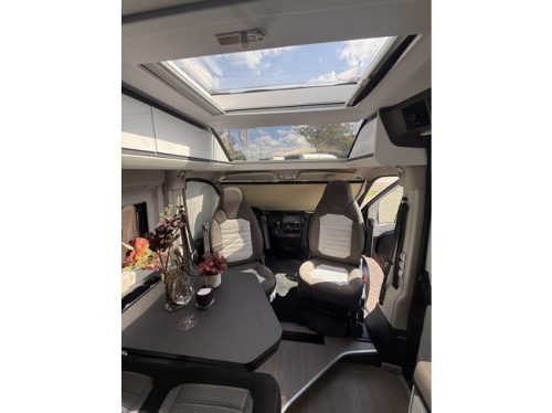 Adria Twin 640 SGX Supreme 9 traps automaat full options 160 pk elktr lengte hefbed luifel trekhaak eltr schotel tv leder foto: 21