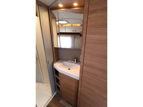Weinsberg CaraCompact Pepper 600 MF  photo: 16