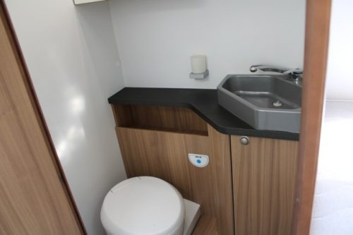 Sun Living S 75 SL by Adria 5 seatbelts single beds 67 photo: 41