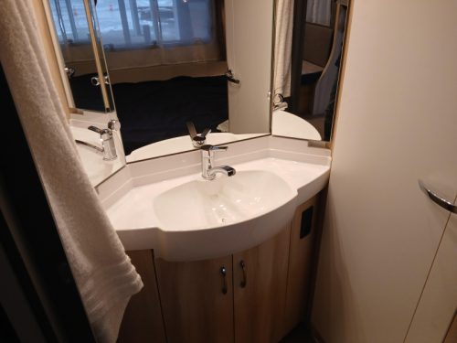 Hobby De Luxe 460 UFE Foto: 7