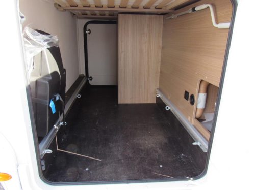 Hymer Carado V339 Europa Edition Black French bed 15k km 2022 photo: 8