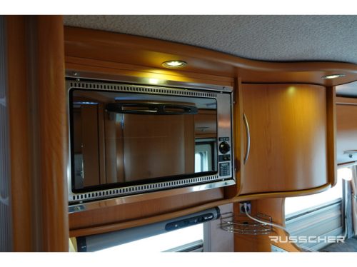 Frankia T680BD | Holiday Class | 130Pk | C&aacute;mara de marcha atr&aacute;s | Panel solar | 16'' foto: 9