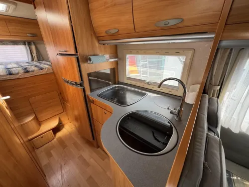 Adria Adriatik 660 SP Family Camper 2 air conditioners photo: 22