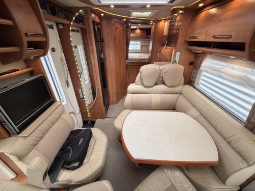 Carthago Chic C-Line I 3.0 Automaat Luchtvering Foto: 4