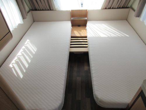 Knaus Sport 460 EU WITH AIR CONDITIONING AND MOVER photo: 4