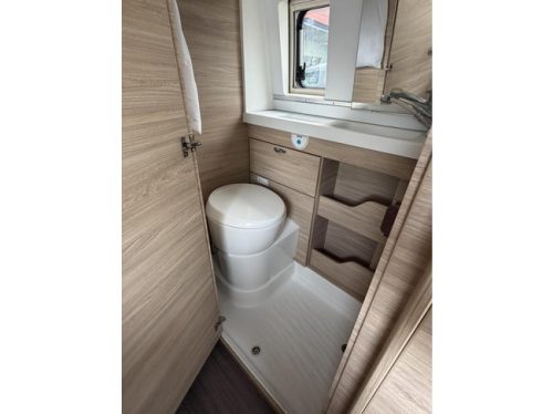 Knaus 600MQ Boxstar Street Euro6 Luchtvering Luifel Trekhaak foto: 21