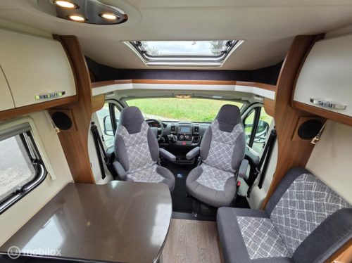 Hobby V65 GE 50 Years 2018 ☆Single beds-51k km-Euro-6 ☆ photo: 10