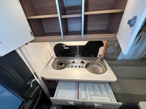 Hobby De Luxe 400 SFe photo: 6