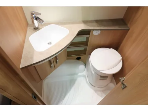 Knaus Sudwind 420 QD VOLAUTO.MOVER+VORZELT Foto: 9
