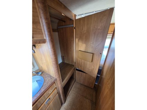 Hymer S 660 AUTOMATIC MERCEDES 6 BERTH photo: 12