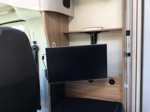 Knaus R22 700 MEG PLATINUM AUTOMATIC, LEVEL, 25,000KM photo: 15