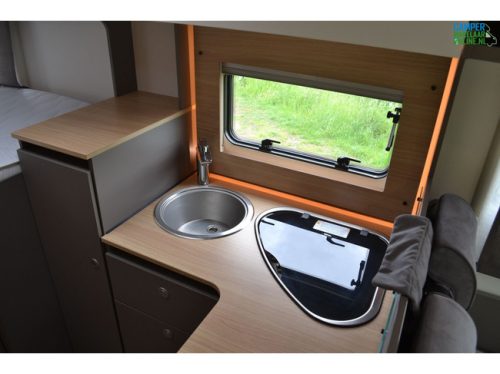 LMC Tourer Lift 664G photo: 8