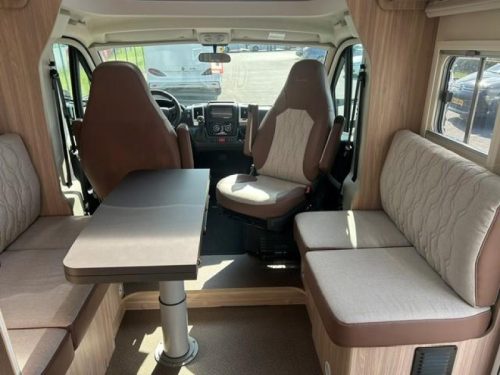 B&uuml;rstner Limited T 727 G COMPLEET Foto: 6