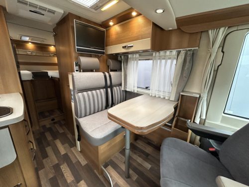 Knaus Van I 600 ME Pop-top roof, Solar, Satellite dish photo: 10