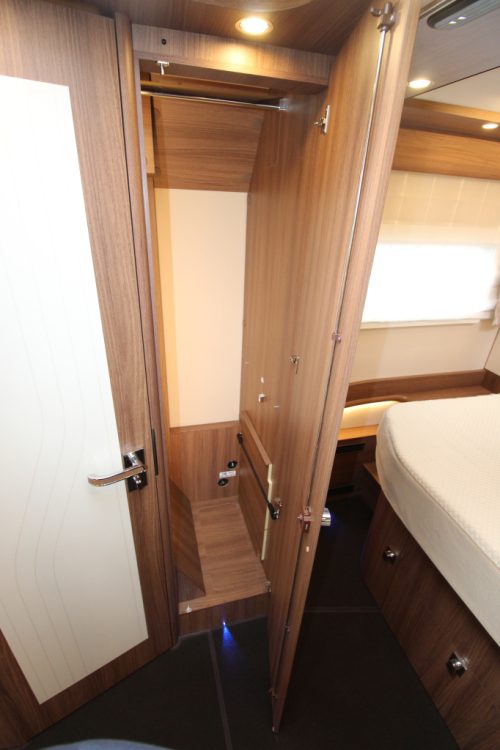 Carthago Chic E-line i 64 XL Q photo: 15