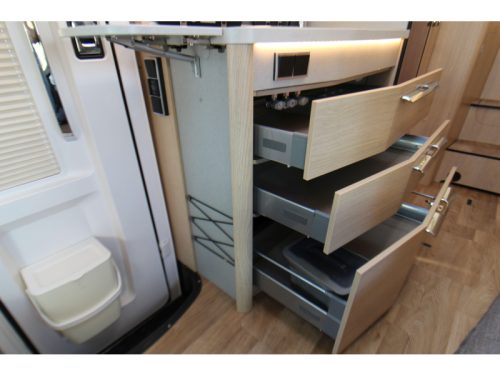 Hymer B-MC T 580 Lits jumeaux  photo : 22